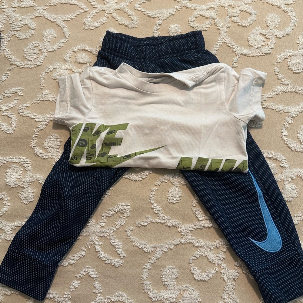 Nike Kids Navy Leggings with White Tee and Olive Logo
